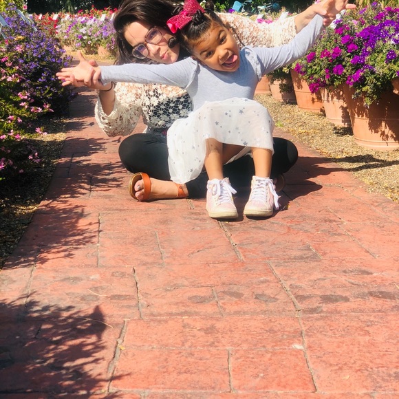 Meet your Posher, Crystal - Picture 3 of 4